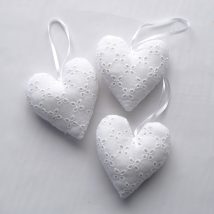 Cuore pizzo bianco da app. cm.9x9 pz.6